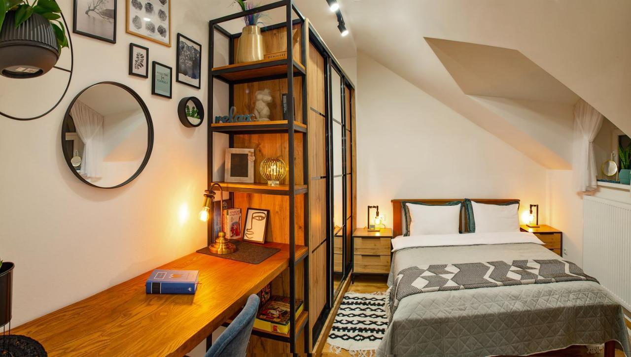 Old Town Loft Apartments Kamianets-Podilskyi Εξωτερικό φωτογραφία